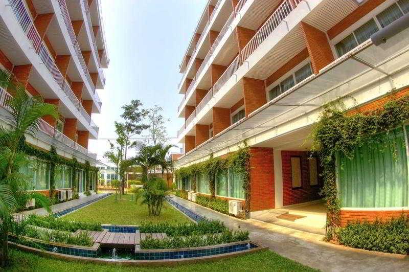 B2 Resort Chiang Mai Exterior photo